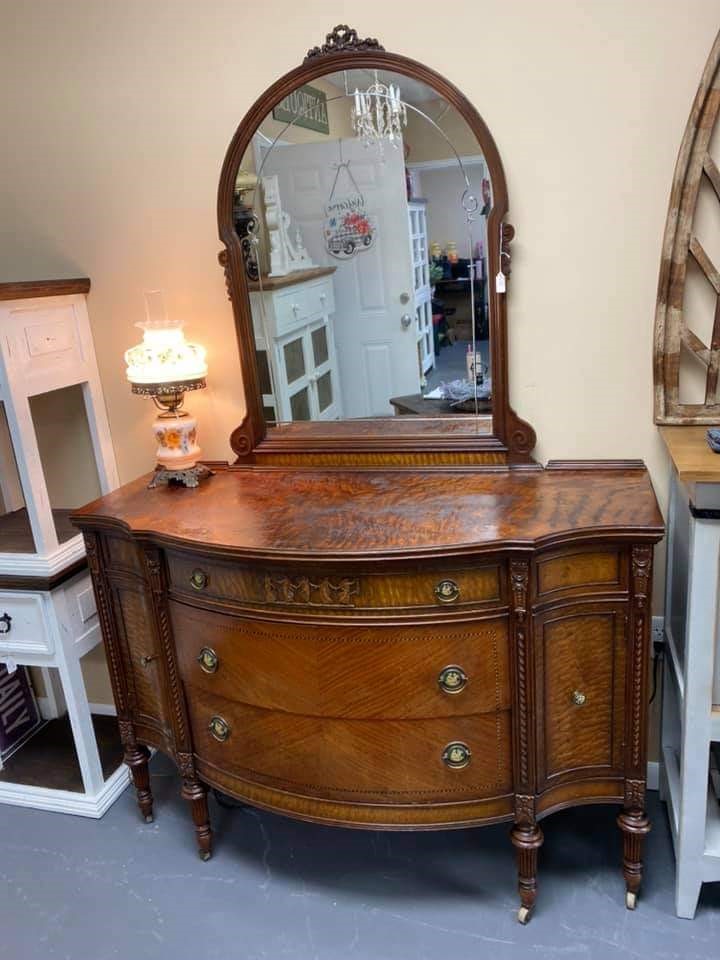 Aubree Jo’s Furniture Antiques & More Dothan, AL